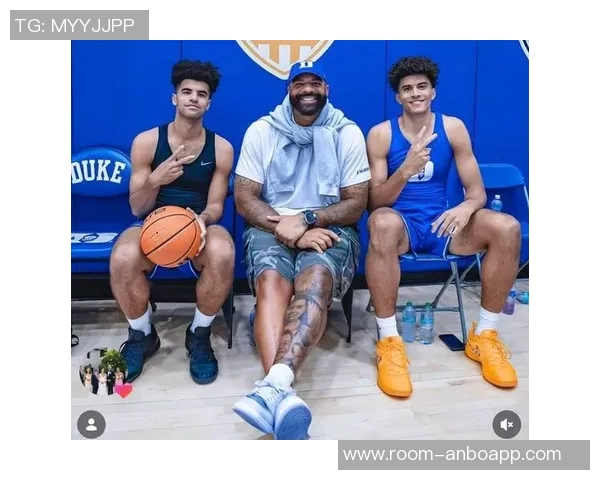 布泽尔儿子狂砍30分14板3助3断1帽上半场表现惊艳引发热议